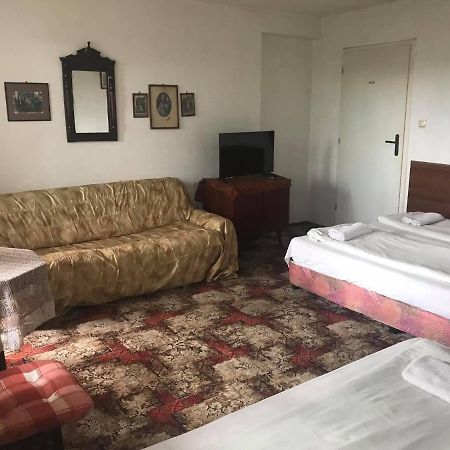 Guestrooms Ross Veliko Tarnovo Exterior photo