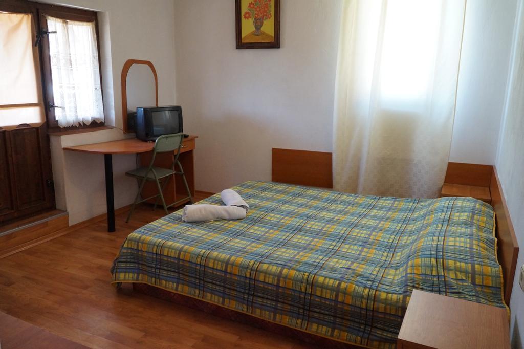 Guestrooms Ross Veliko Tarnovo Exterior photo